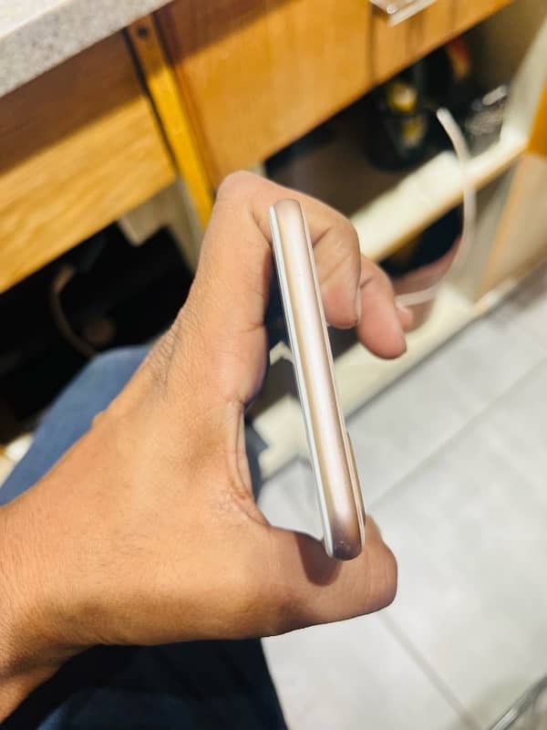 Iphone 8 plus 64gb pta approved 5