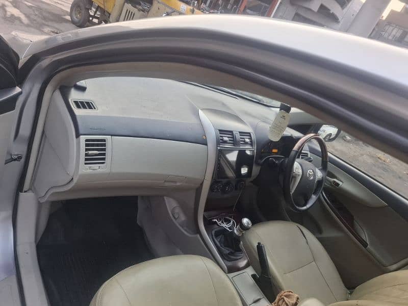 Toyota Altis 2013 5