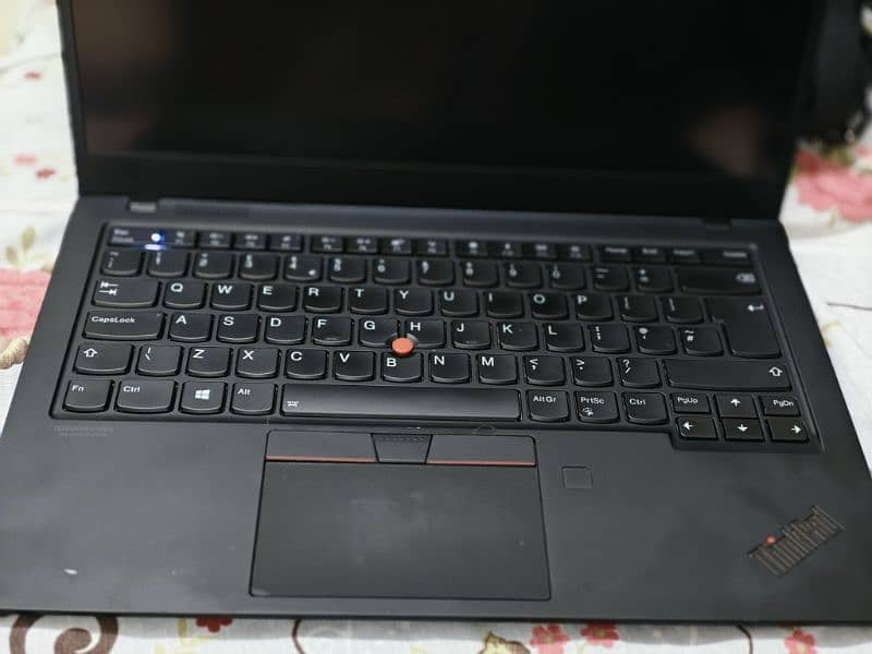 LENOVO X1 CARBON 8TH GEN I7 1