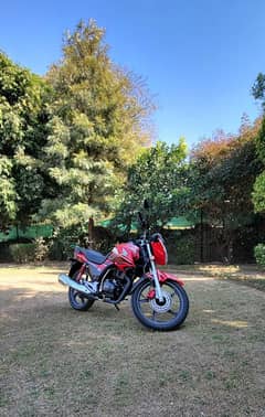 Honda CB 150F - RED Color