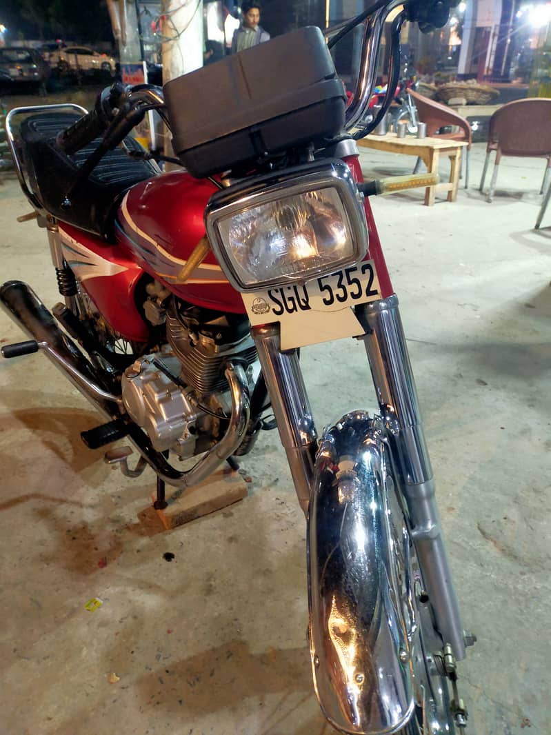 Honda CG 125 2007 4