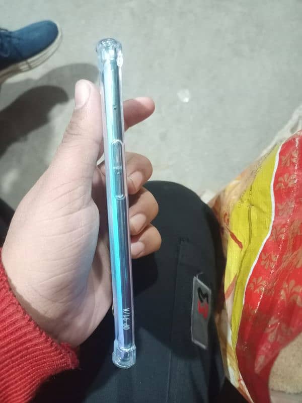 oppo f15 for urgent sale 2