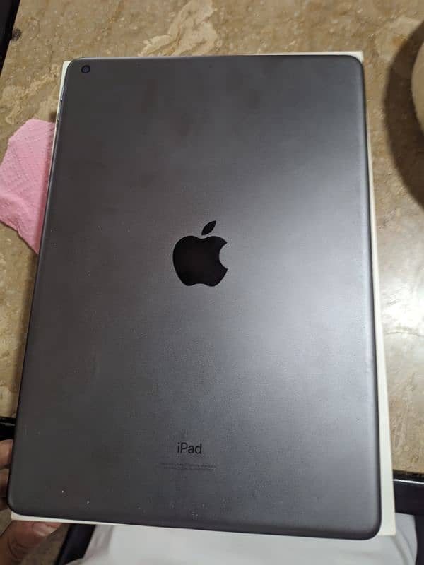 iPad 9th Generation with original box 3