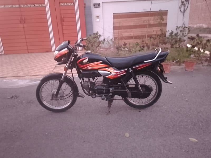 Honda Pridor 100cc model 2017 03127915119 0