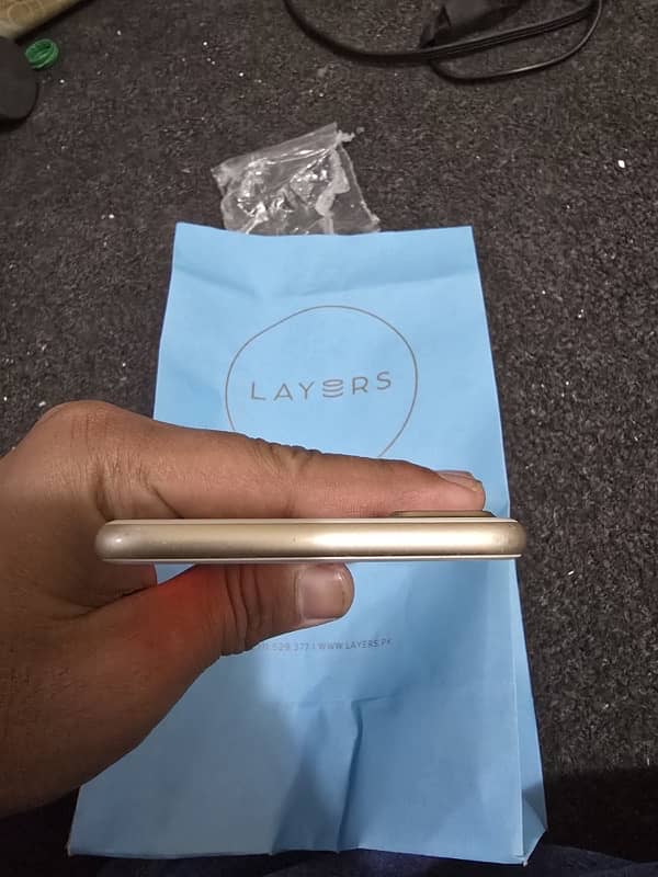 iphone 7 plus 128gb pta approved 6