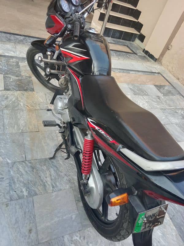 Honda CB 125f in gen one condition for sale 4