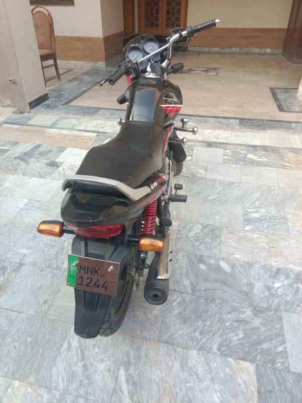 Honda CB 125f in gen one condition for sale 5