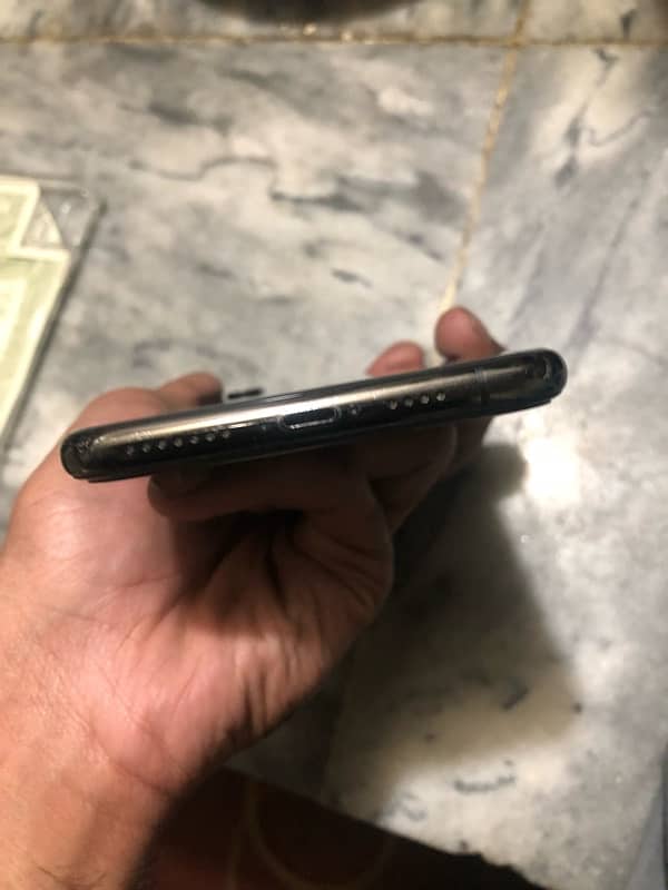 iphone xs max 256GB 4