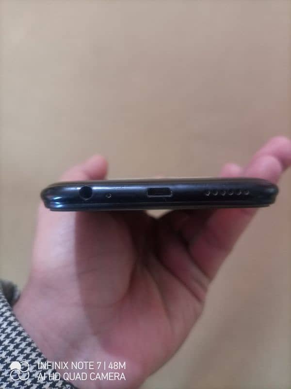 Infinix Hot 8 6gb Ram 64 gb storage 3