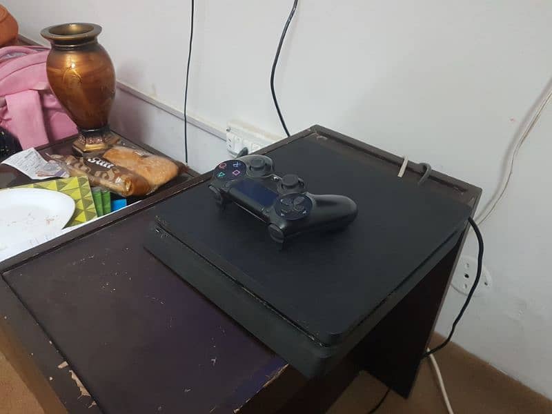 Ps4 slim 500GB just like new 1