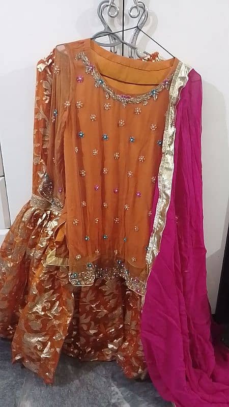 mehndi dresses 1