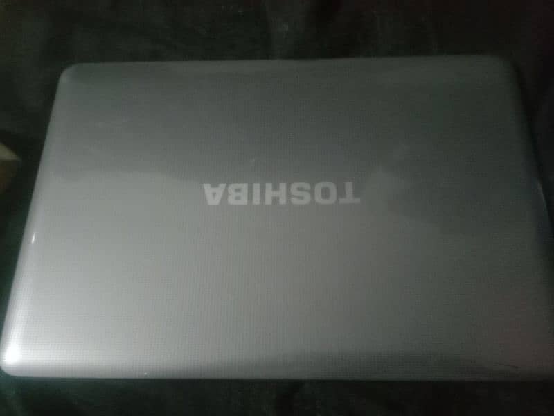 Toshiba laptop with ssd and hard 0