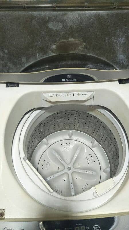 Dawlance fully automatic washing machine 3