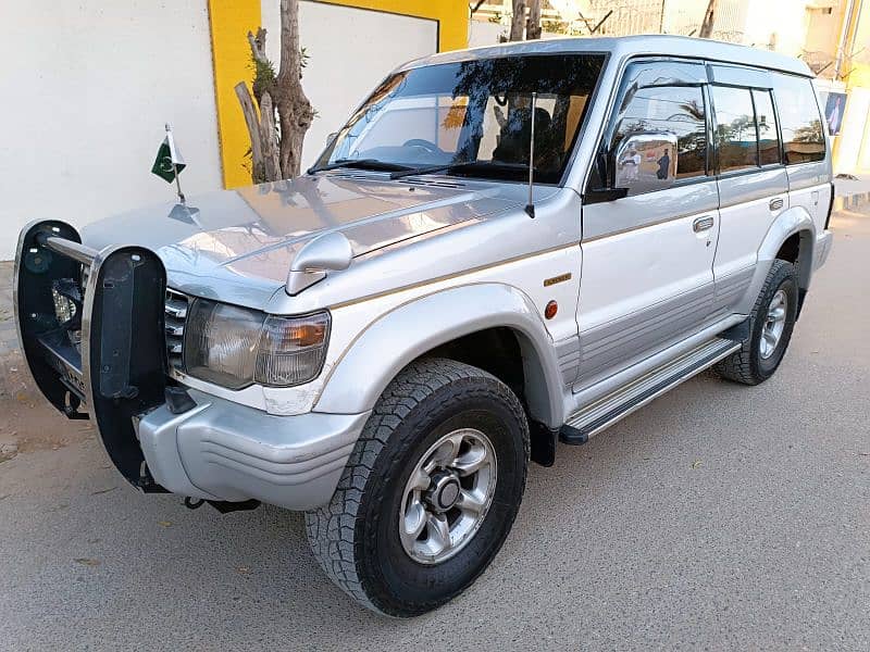 Mitsubishi Pajero 1992 1