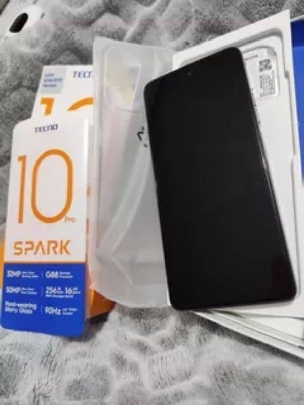 Tecno Spark 10-C, 4+4/128GB, with Full Box, 10/10 condition 2