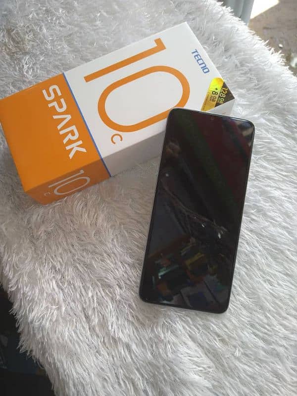 Tecno Spark 10-C, 4+4/128GB, with Full Box, 10/10 condition 3