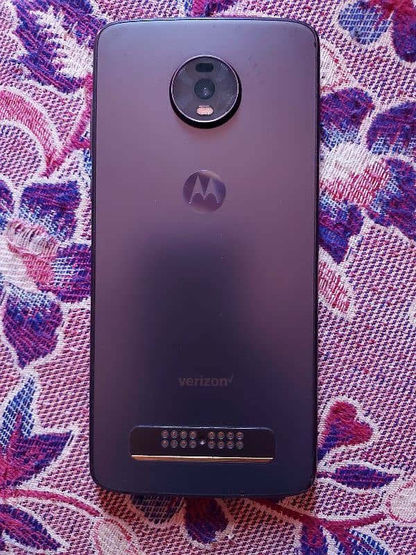 Moto z4 4/128 Comdition 10/10 with Turbo Charger 6