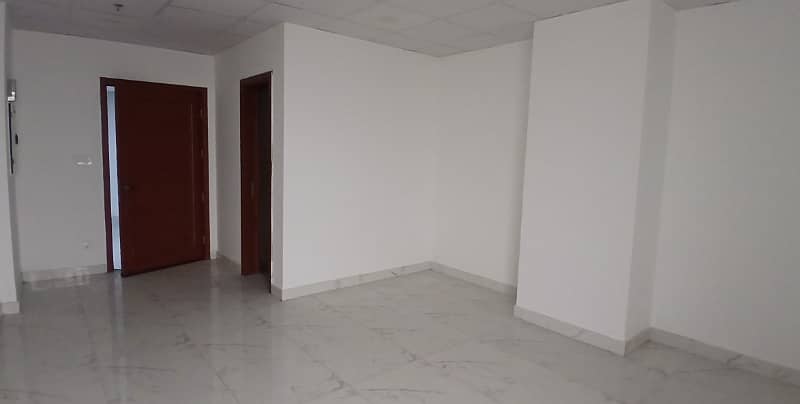 Brand New 340 Square Feet Office At Establish Your Business at Gulberg iii - Premier Destination! 7