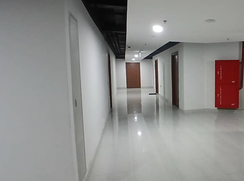 Brand New 340 Square Feet Office At Establish Your Business at Gulberg iii - Premier Destination! 12