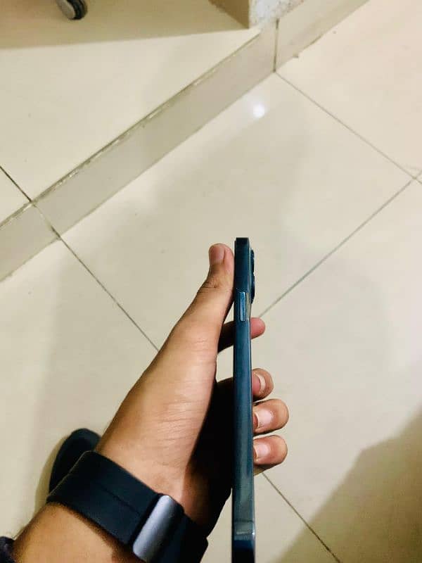 iphone 12 pro max 5