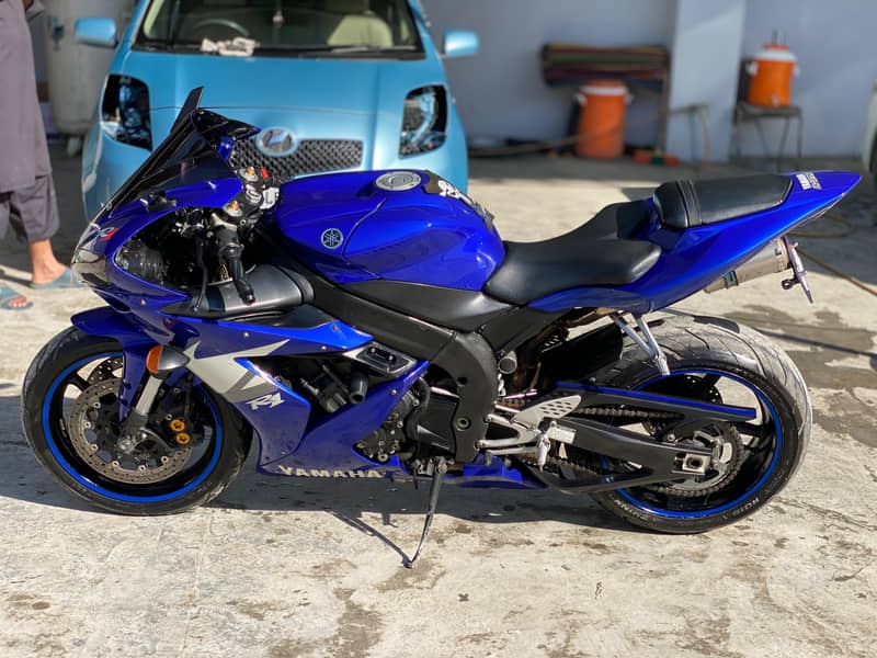 Yamaha YZF-R1 2005 2