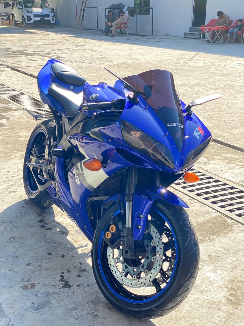 Yamaha YZF-R1 2005 3