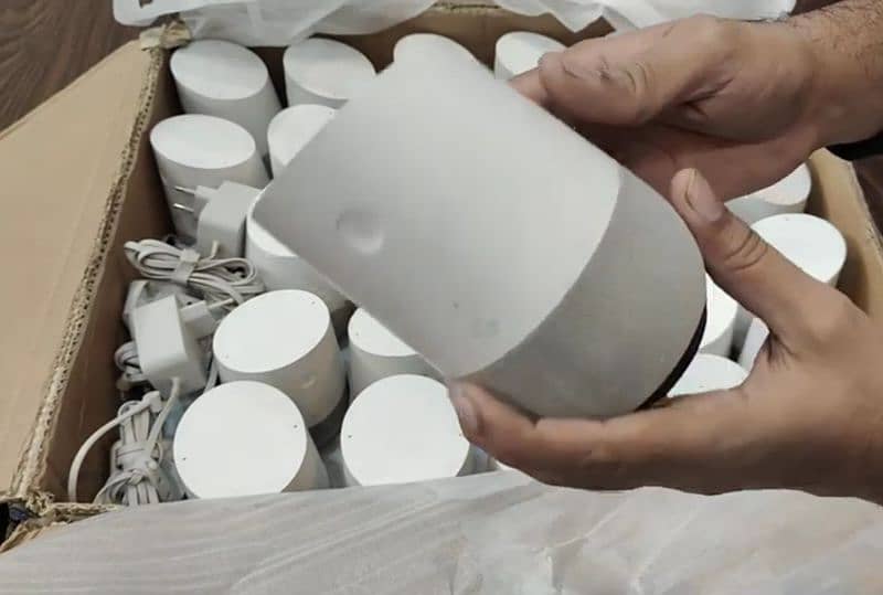 Google Assistant Smart Home Speaker 0