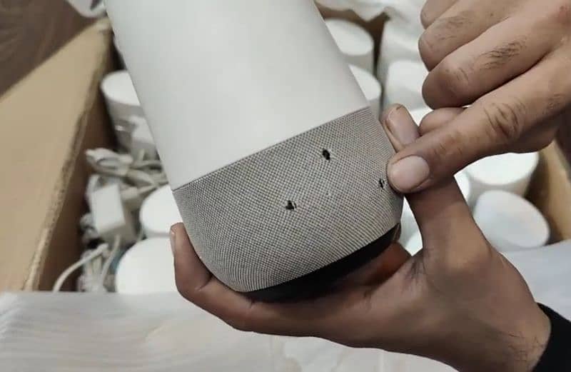 Google Assistant Smart Home Speaker 3