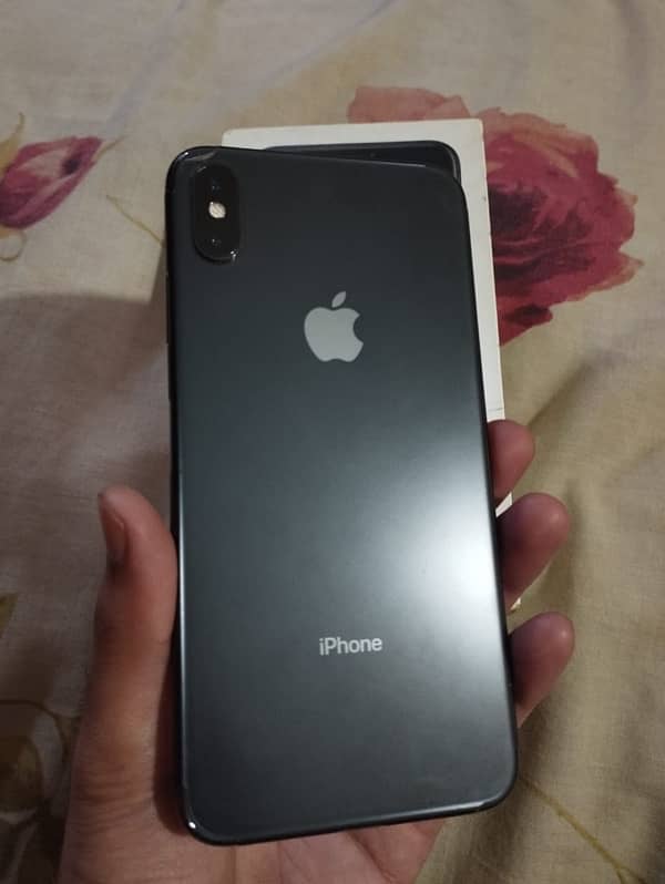 Iphone xsmax 256gb approved 1