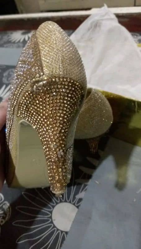 golden fancy sandals 0