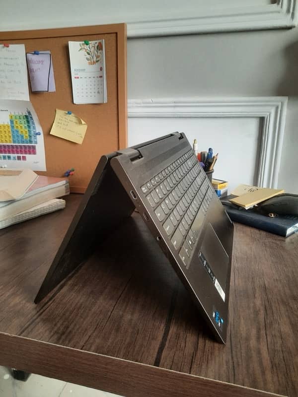 Lenovo Yoga 7i (i7, 11 gen) 3