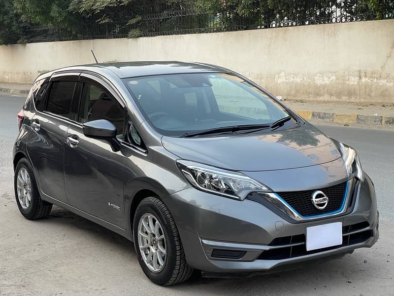 Nissan Note E Power 2017 1