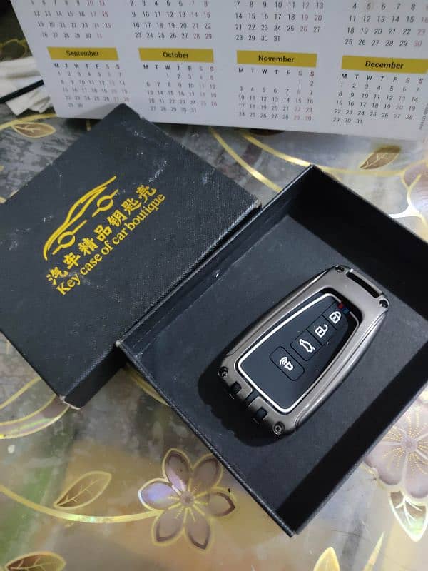 land cruiser premium metal key cover 1