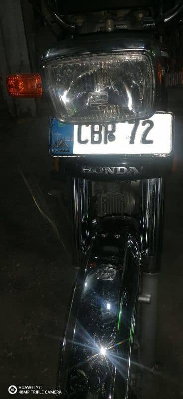 Honda CD 70 Golden Number 3