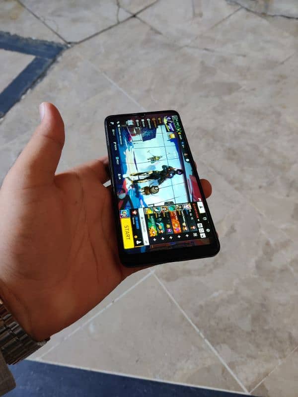 Sharp Aquos zero 5G basic 2