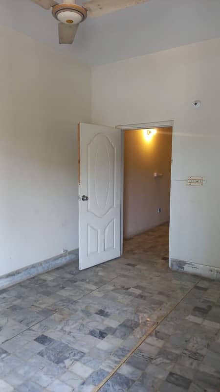 Defence DHA phase 5 badar commercial 2 bed D D apartment available for rent 1