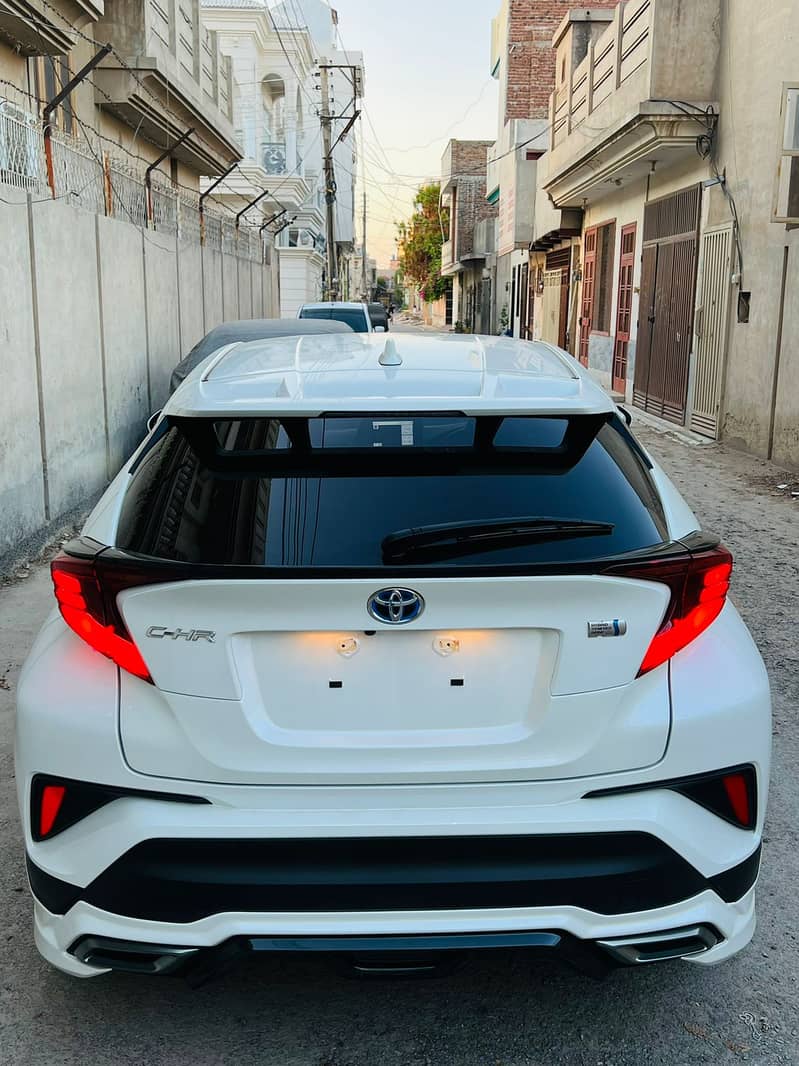 Toyota C-HR 2019 4.5 Grade Fresh 3