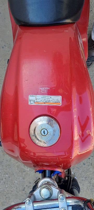 Yamaha YB 125Z،31 jan 2022,orignal metter reading 11560,(03004229942) 11