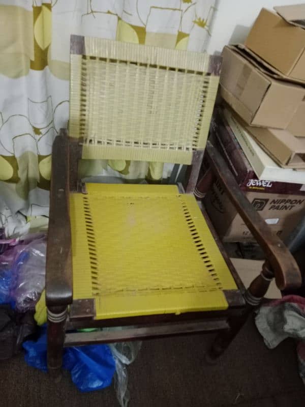 3 Room Chair Talli wood made 0