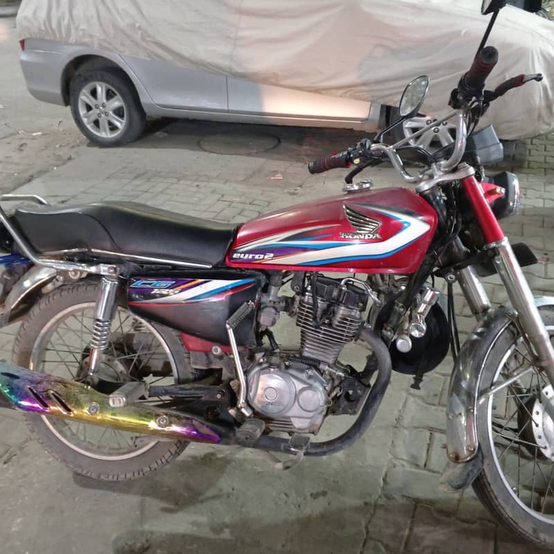 Honda 125  model 2015/register 2017  pindi nmb 1