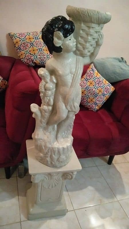 beautiful lamp and stonned made statue 3