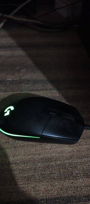 Logitech G102 mouse black colour 3