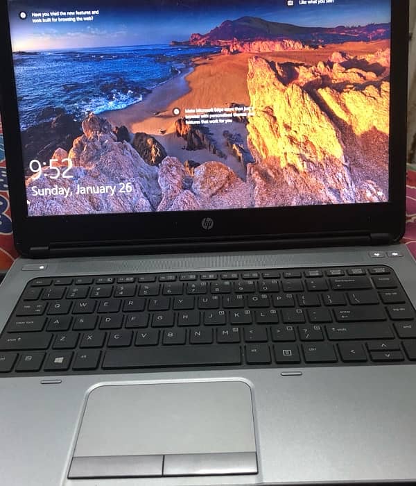 hp AMD SERIES 10/9 condition contact on WhatsApp 0