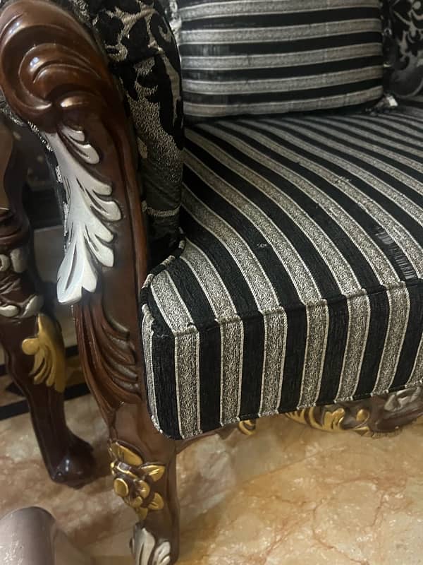 Sofa Chinioti furniture 3