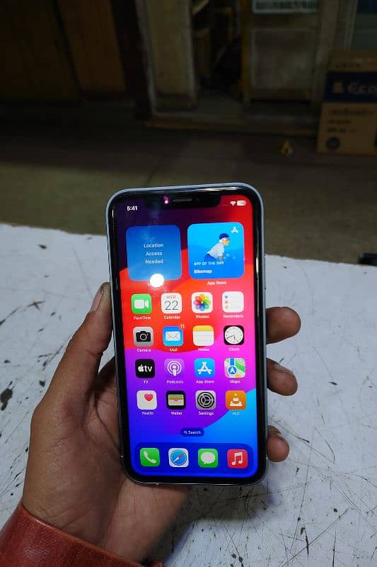 iPhone xr hy 13pro me converd kiya howa hy total mobile ganian hy 0