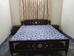 pure lakar Wooden Bed