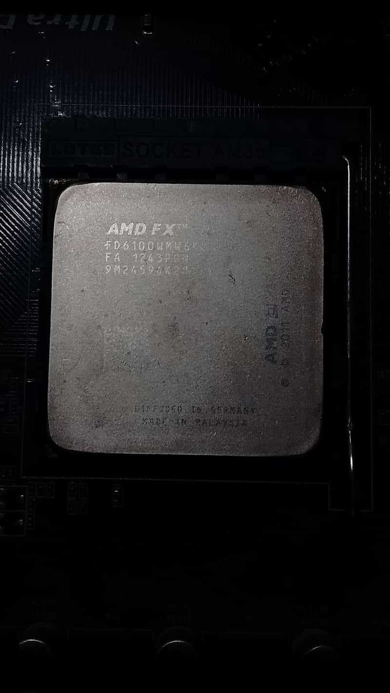 AMD FX 6100 Processor Okay SLIDELY used 1