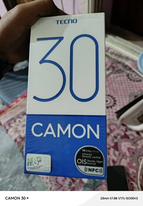 camon 30 12gb ram 0