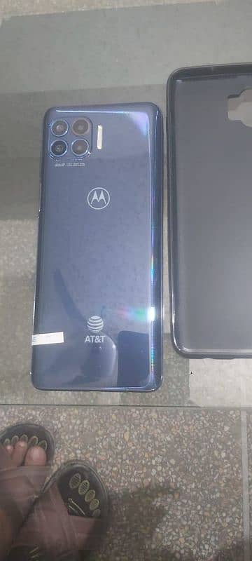 motorola one 5G UW 1