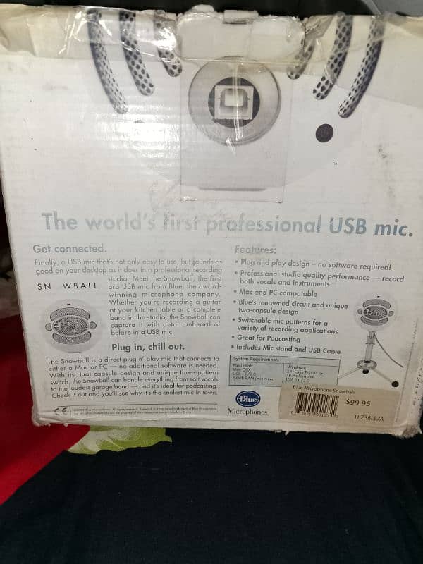 blue snowball microphone 1